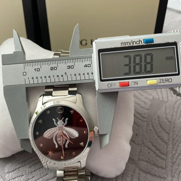 Gucci men’s G-Timeless watch
